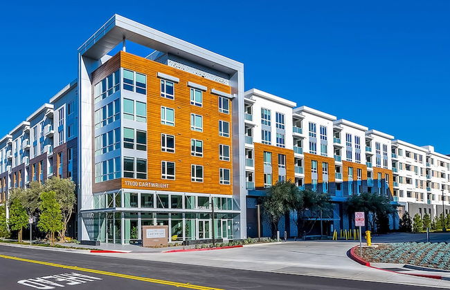 Global Luxury Suites Irvine - Foto 40