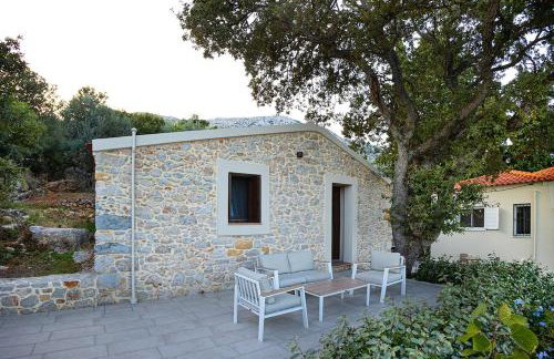 Village Garden Retreat - Photo 2