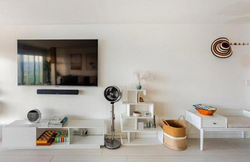 Malibu Beachfront Home with Rock Spa Ocean Views & Huge Deck - Foto 33