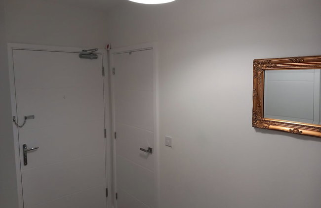 Tranquil Loughton Apartment Retreat - Foto 33