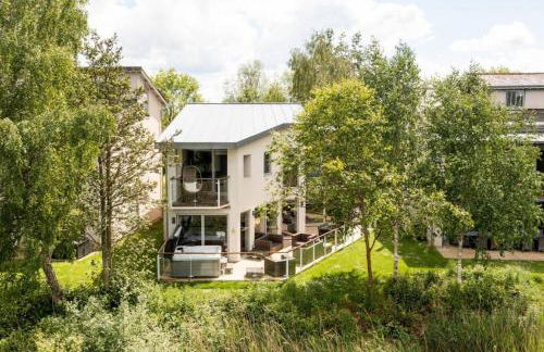 Osprey Lodge CW64 HOT TUB Lakeside Spa Property - Foto 1