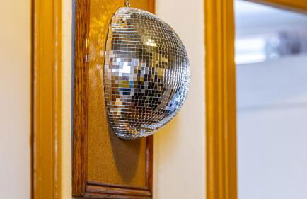 Le Darcy d'Hugo Train station 2 minutes away - Foto 16