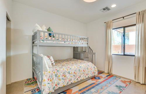 Backyard Oasis with Pool! Family Getaway in Phoenix - Foto 19