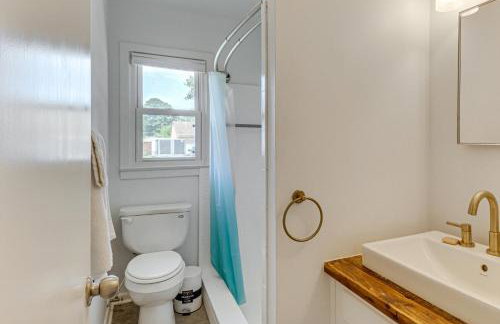 Riverfront Fun Quiet Home Near Hampton Coastline - Photo 16