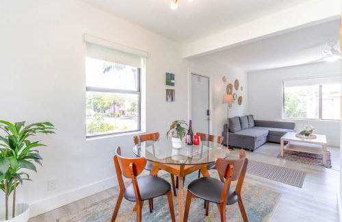 Renovated Apts with Kitchen, Fast WiFi, Smart TV, Roku & Pool Onsite 4 mi to Surfside Beach - Foto 5