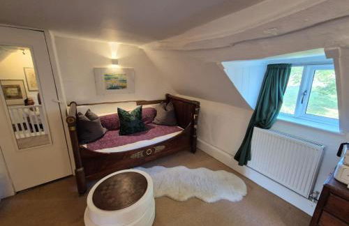 Manor Cottage - Photo 10