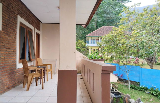 Villa Yustisia Curug 7 Cilember - Foto 66