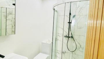 New studio flat overlooking city centre - Foto 5