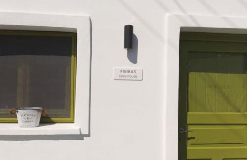 Finikas Cave House - Photo 3