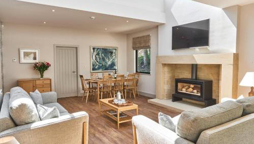 The Smithy - Photo 2