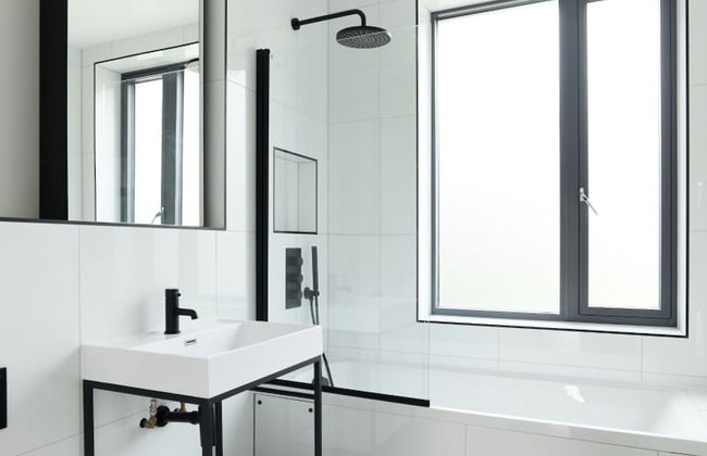 The Brondesbury Hideaway - Stylish 3bdr Flat With Balcony Parking - Foto 8