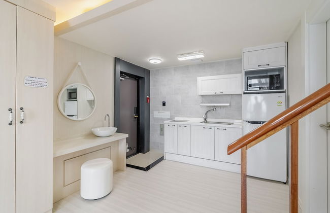 Yeosu Sunset Hostel and Pension - Foto 20