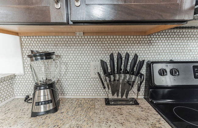 Modern Loft Near West End! - Foto 9