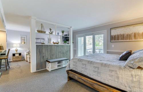 Golf Course Views and Pool Access! Norwich Studio - Foto 11