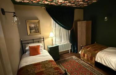 Samuels' a duplex apartment by Spires Accommodation in Lichfield City Centre - Foto 9