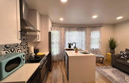 Sacred Heart HospitalHuckleberrysMin to Dwntn - Foto 7