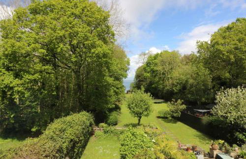 Perfect Retreat in Luxury & Historical Manor House - Photo 67