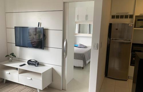 1103- Apartamento Encantador, amplo e decorado, mobiliario moderno, cozinha completa com utensílios , Excelente vista da cidade e localização privelegiada no bairro Bigorrilho - Photo 33