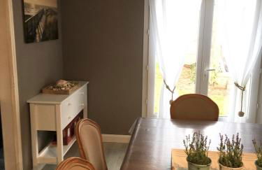 Maison spacieuse avec jardin et feu de bois et parking gratuit pour 3 voiture - Foto 3