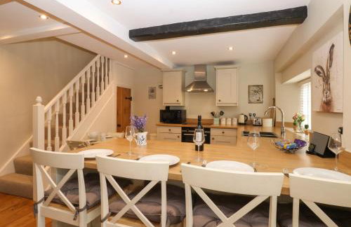 White Swan Cottage - Photo 7