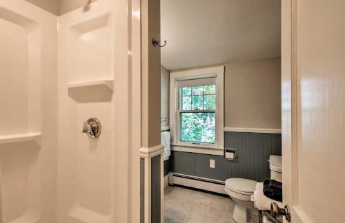 Cape Cod House with Grill and Yard - Drive to Beach! - Foto 20