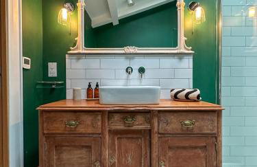 The Hideaway - Luxury Country Retreat - Foto 19