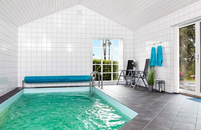 5 Star Holiday Home in Engelsviken - Foto 1