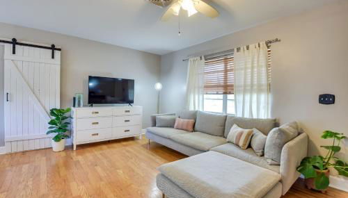 3 Mi to Riverwalk Pet-Friendly Home with Yard! - Foto 1