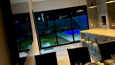 casa com piscina - Foto 1