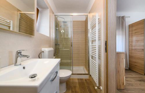 House Angela with private pool, private parking, wi-fi and fully fenced garden - WiiBuk - Foto 56