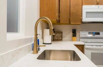 Studio Luxe - 1BR-1BA - Private Patio & Grill - Foto 14