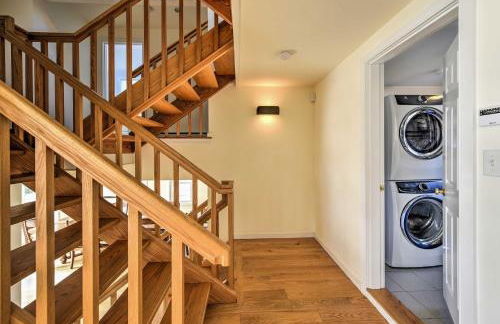 Multi-Level Marion House Loft, Deck and Ocean Views - Photo 8