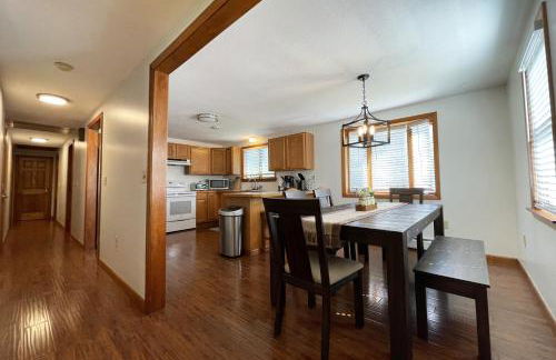 Spacious, Sunny Lake House! Close to ski trails. - Foto 11
