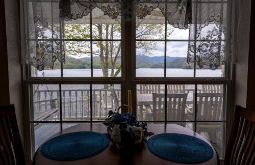 Lakefront Cottage - Spacious House with Private Dock - Foto 10