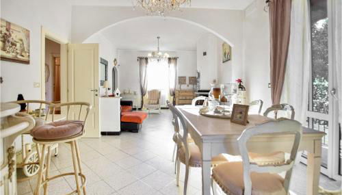 Cozy Apartment In Capezzano Pianore - Foto 4