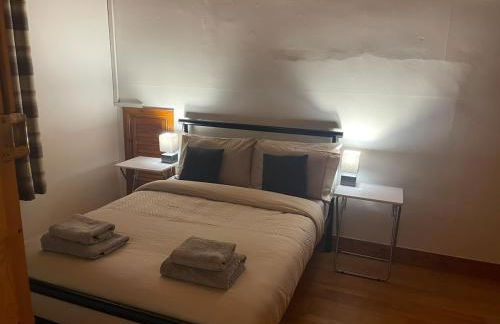 Quirky Cottage Central Bathgate - Foto 17