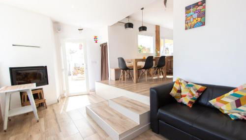 Tropical Oasis Costa Dorada with private pool - Foto 3