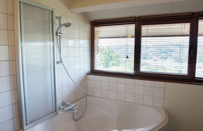 Luxury Apartment in Malmedy with Hot Tub - Foto 16