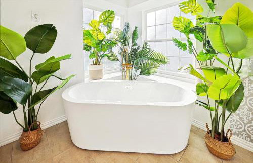 Luxury 5BR Getaway w Pool Hot Tub & Cinema - Foto 24