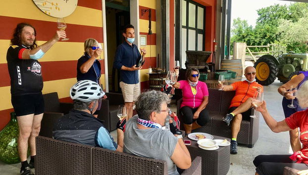 Lazise Vineyards E-Bike Tour and Wine Tasting - Foto 4