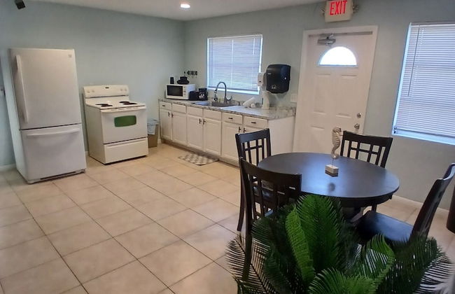 4BR 2BA Near Beach Perfect For Familes - Foto 18