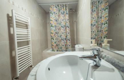 Casa Leo Encanto rural con gran terraza en La Puebla de Castro - Foto 18