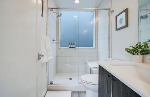 Perch - Urban Reflection 18 - Photo 30