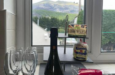 4-6 Guests in centre location with stunning views - Photo 15