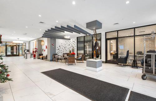 Modern 2BR 2BA Condo Sleeps 8 with Gym Laundry 20 Min to NYC - Foto 25