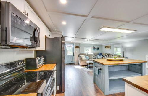 Cozy Clarkesville Getaway with Fire Pit! - Foto 10