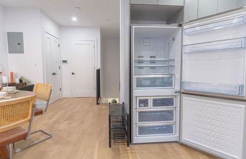 Bright Studio Duplex with Private Backyard - Foto 13