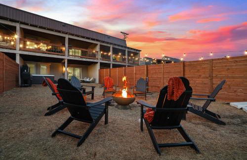 Buffalo Ridge - Hot Tub & Walk to Downtown - Foto 32