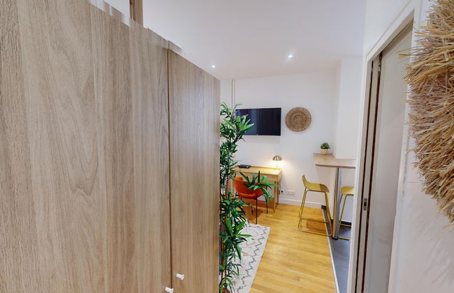 Beautiful 3bed House Garden & Parking - Photo 7