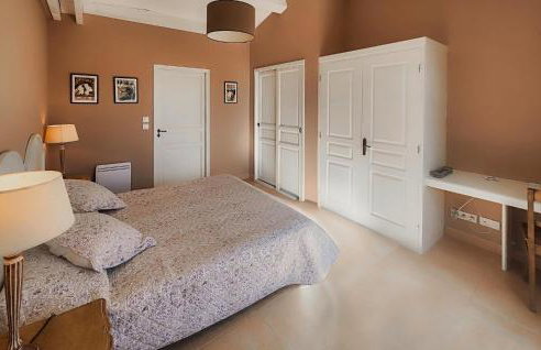 Awesome Home In Saint-Laurent-De-La-Ca - Foto 21